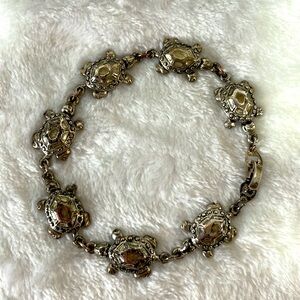 Vintage Sterling silver 7 turtle bracelet. Signed: SJ
